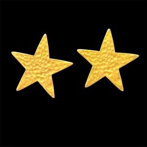 Vintage 80’s Brushed Lightweight Gold-tone Hammered Large Star Post Earrings